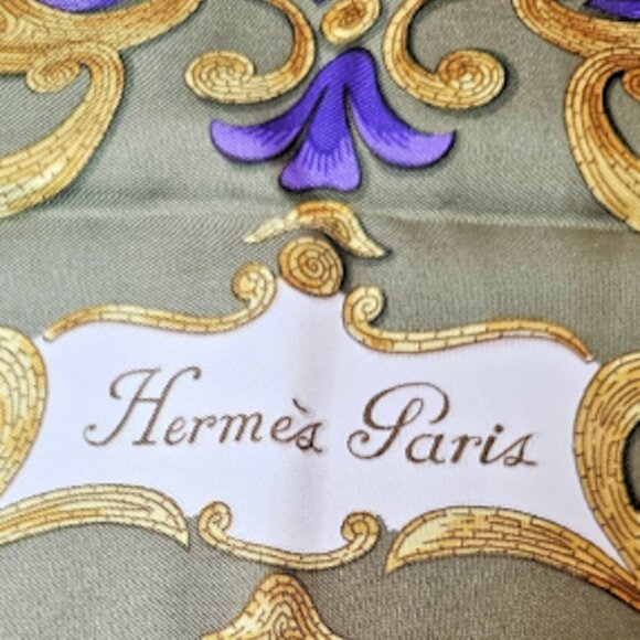 Hermès Cheval Turc Silk Scarf 90cm Olive Green Purple Horse Design by Vauzelles - Picture 3 of 10